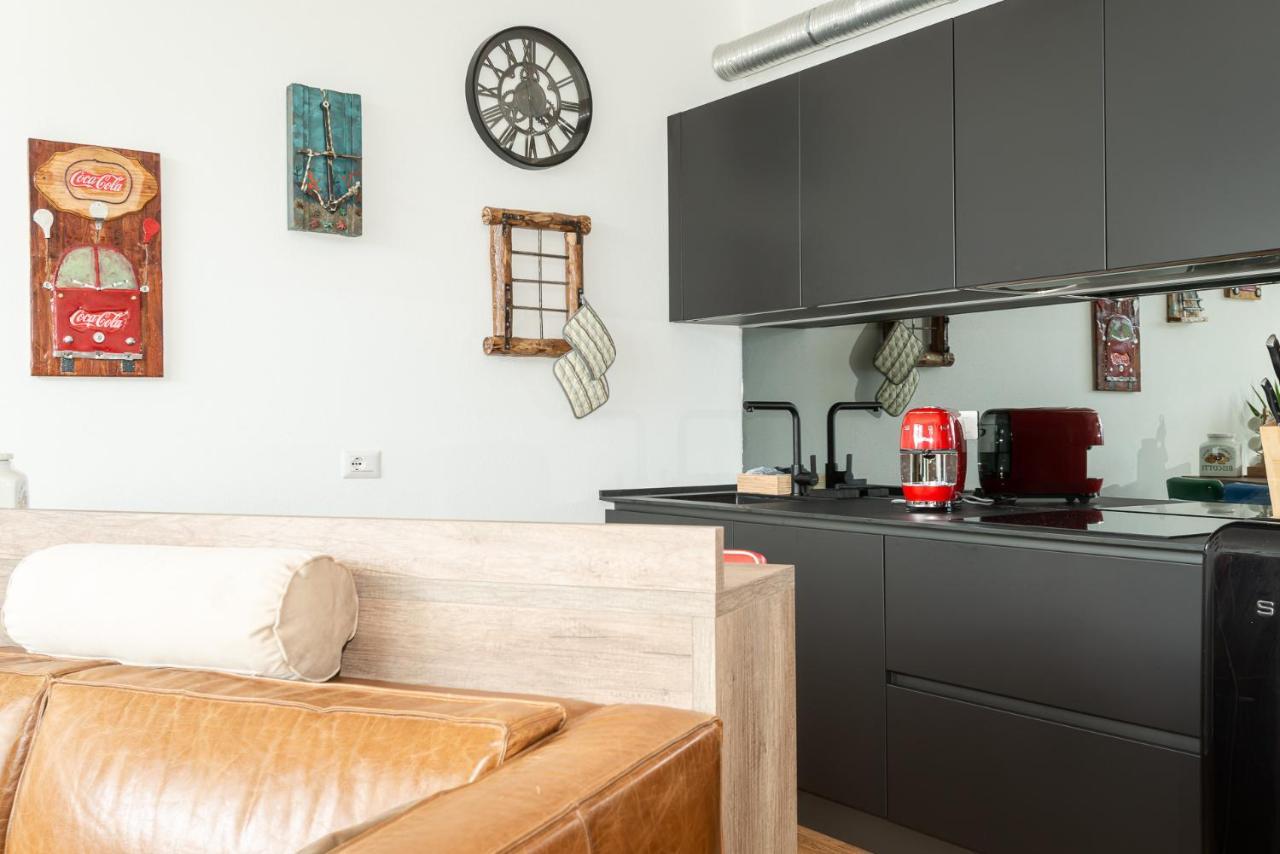 Appartamento Dany Con Vista Lago By Holiday Solutions Несо Екстериор снимка